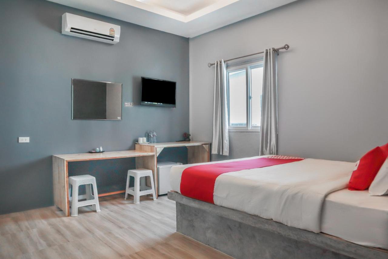 Oyo 809 Golden Palm Resort Ао Нанг Экстерьер фото
